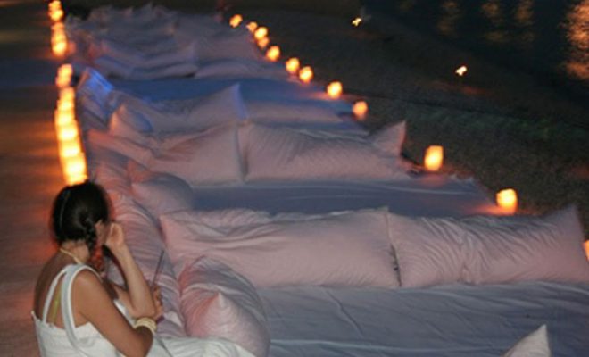 themednights